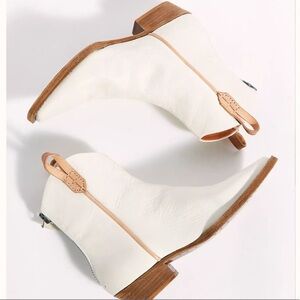 NWT We The Free Wesley ankle Boots size 39 UK 9 US bone free people